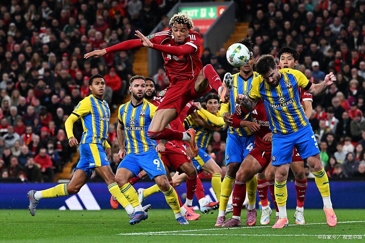 爱游戏-关于西甲赛程吃紧，葡萄牙体育赛前刷新队史纪录，赛场秩序良好，球队文化再被提及的信息