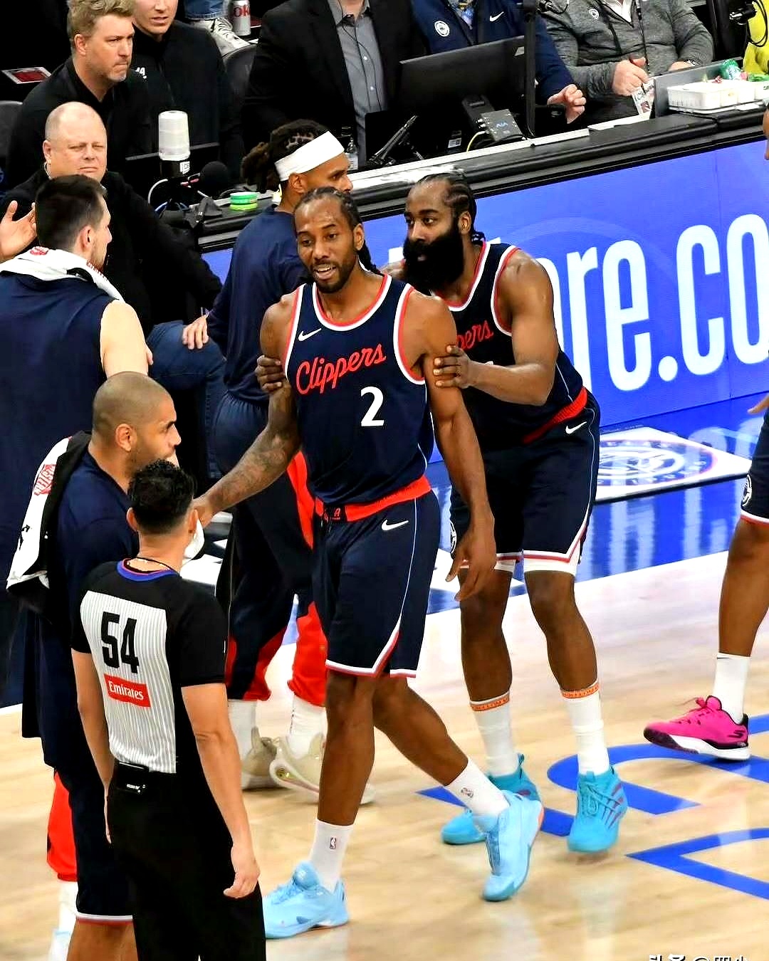 爱游戏体育-关于克里夫兰骑士发布备战花絮，赛前完成体检，NBA总决赛任务艰巨，轮换策略成焦点的信息